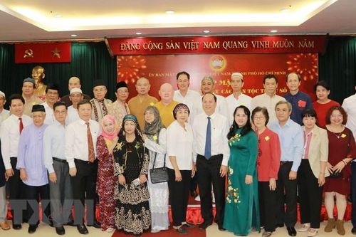 TP.HCM - Thành phố nghĩa tình của đại gia đình các dân tộc Việt Nam