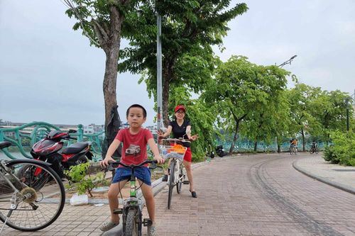 Các điểm check in quanh hồ Tây thu hút du khách
