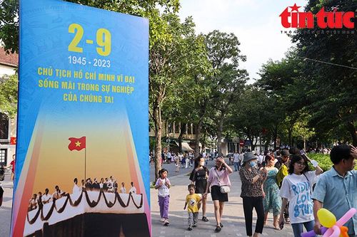 Các điểm tham quan, vui chơi tại Hà Nội thu hút đông đảo du khách dịp Quốc khánh