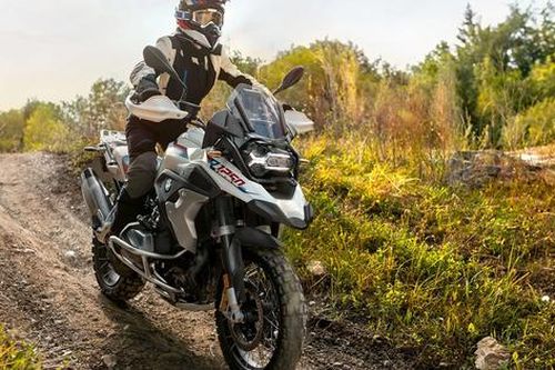 Những mẫu mô tô adventue đang được phân phối tại Việt Nam
