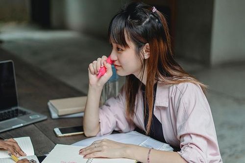 Câu hỏi phỏng vấn: 0 lớn hơn 2, 2 lớn hơn 5, 5 lớn hơn 0, đó là gì? - Câu trả lời xuất sắc của ứng viên