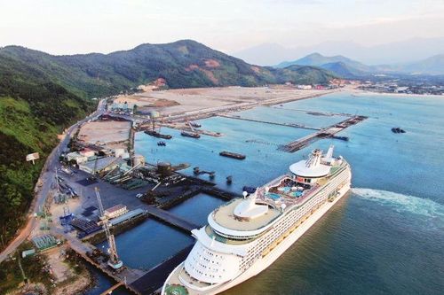 Thừa Thiên-Huế tiến lên thành phố trực thuộc TW: Kiềng ba chân kinh tế - du lịch - văn hóa