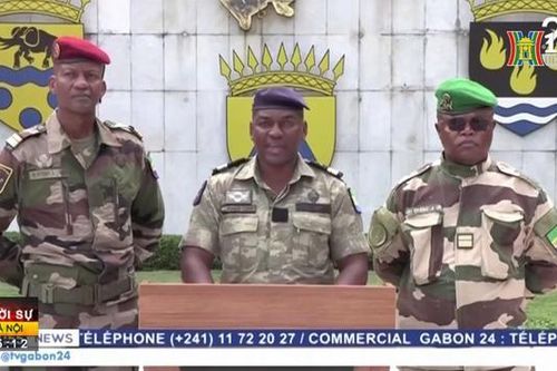 Gabon mở lại biên giới nhưng vẫn áp đặt lệnh giới nghiêm