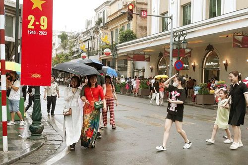 Du lịch dịp Quốc khánh 2/9 bùng nổ, cơ hội hồi phục thị trường quốc tế