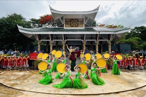 Miếu Bà Chúa Xứ núi Sam được công nhận là điểm đến du lịch tâm linh tiêu biểu Châu Á - Thái Bình Dương