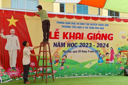 Thầy cô giáo An Giang tất bật chuẩn bị khai giảng năm học mới