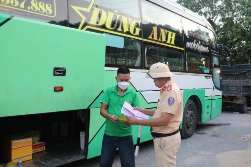 CSGT các tỉnh Bắc miền Trung xử lý nhiều trường hợp vi phạm an toàn giao thông dịp nghỉ lễ 2/9