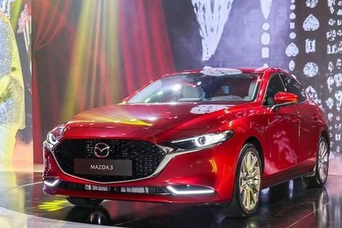 Nhiều mẫu xe giảm giá mạnh trong tháng Ngâu