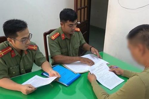 Bố bị xử lý vi phạm nồng độ cồn, con lên Facebook đăng nội dung xúc phạm cảnh sát giao thông