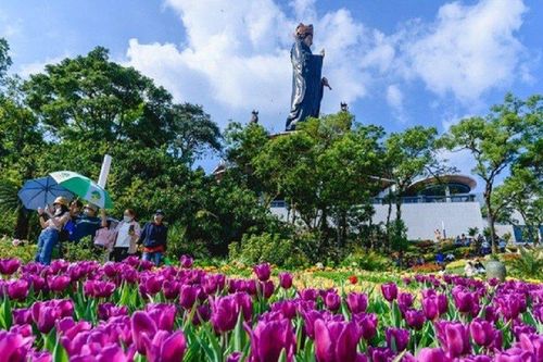 Du lịch Tây Ninh - Bài toán giữ chân du khách