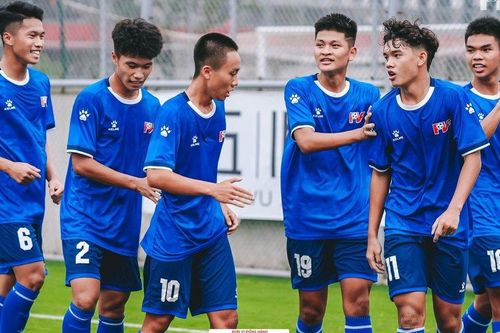 Đại diện Việt Nam lại đánh bại học viện châu Âu, giành HC đồng giải U16 quốc tế