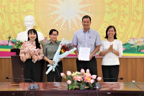 Thành lập Chi hội khuyến học Khối Đảng