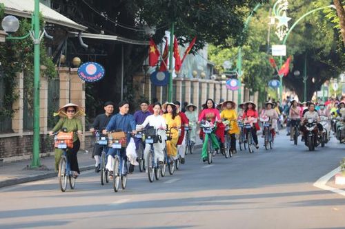 Du khách đến Hà Nội tăng mạnh trong kỳ nghỉ lễ 2/9