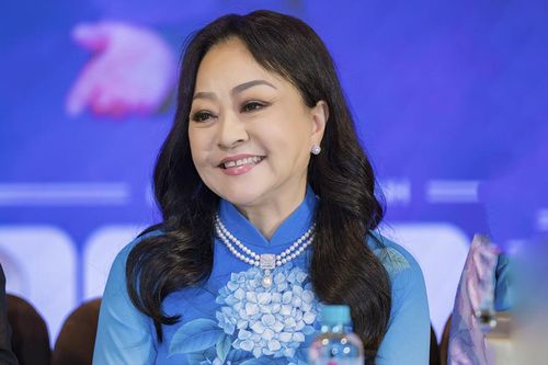 Danh ca Hương Lan: 'Tôi muốn hát đến khi không còn khả năng'