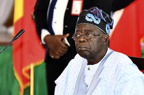 Tổng thống Nigeria triệu hồi đại sứ trên toàn thế giới