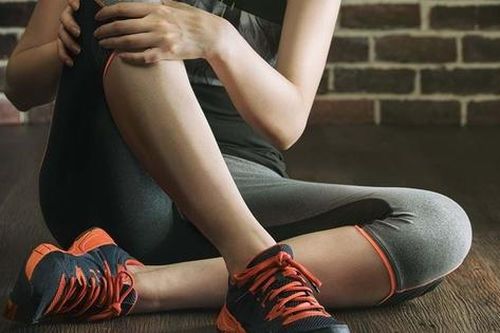 Làm thế nào để đối phó với căng cơ khi tập luyện?