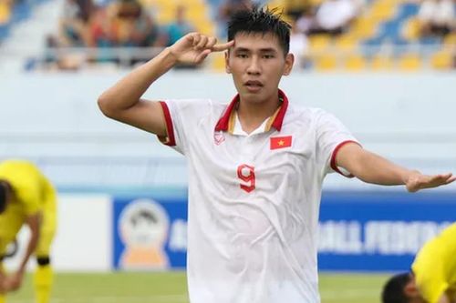 Vua phá lưới U23 Đông Nam Á bị gạch tên khỏi U23 Việt Nam khiến nhiều cổ động viên hoang mang