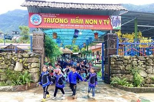 22 triệu học sinh cả nước tưng bừng bước vào năm học mới