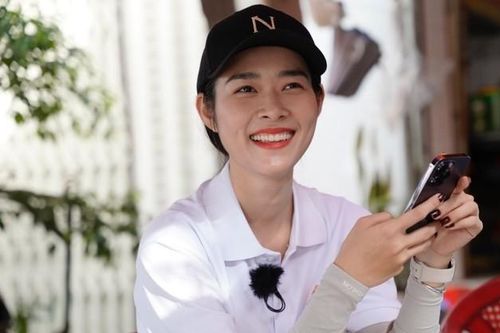 Dân tình xuýt xoa khi 'Miss teen' đình đám một thời Diệp Bảo Ngọc lộ mặt mộc không tỳ vết