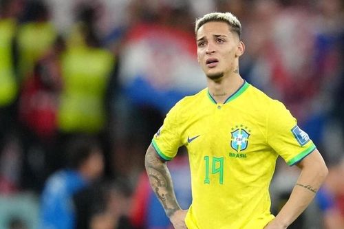 Sao Man.United bị loại khỏi đội tuyển sau cáo buộc bạo hành
