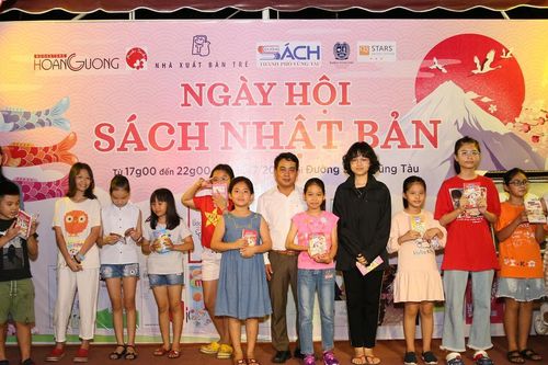 Đường sách Vũng Tàu: Bỏ thì thương, vương thì tội