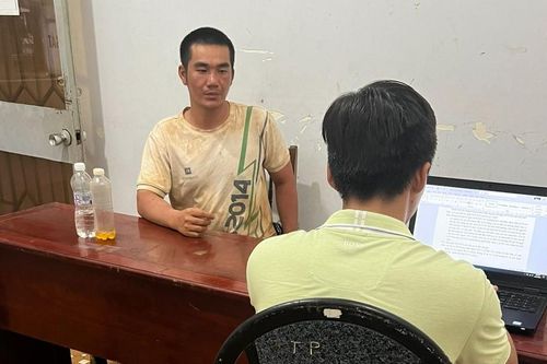 Học viên cai nghiện trốn trại, dùng rựa cướp xe gắn máy