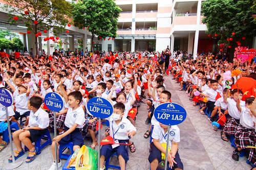 Cảm xúc về ngày khai trường