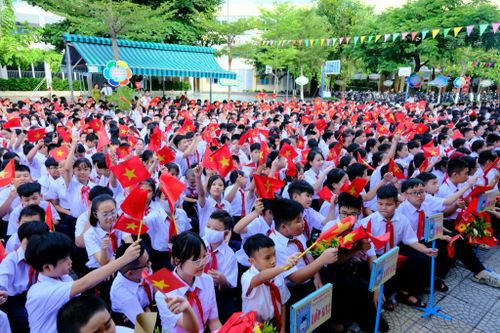 Vui hội khai trường, bắt nhịp năm học mới