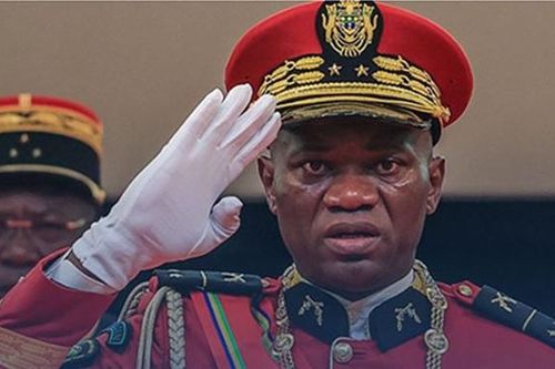 Đảo chính ở Gabon: Tướng Nguema tuyên thệ nhậm chức, hứa bầu cử tự do