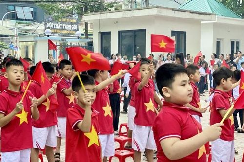 Hơn 940.000 học sinh Thanh Hóa phấn khởi bước vào năm học mới