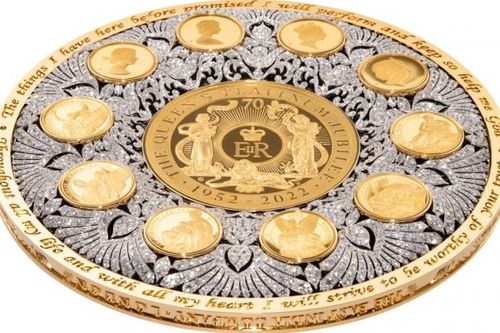Đồng xu vàng nạm hơn 6.400 viên kim cương vinh danh cố Nữ hoàng Elizabeth II