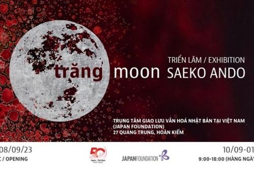 Triển lãm sơn mài 'Trăng' của nghệ sĩ Nhật Bản tại Hà Nội