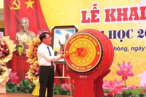 Hơn 400 học sinh khiếm thính, khiếm thị Hải Phòng chào đón năm học mới