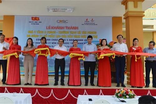 Khánh thành nhiều phòng học do BSR tài trợ