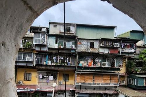 Cận cảnh 'tổ chim, chuồng cọp' nhức nhối tại tập thể đầu tiên được Hà Nội lập quy hoạch