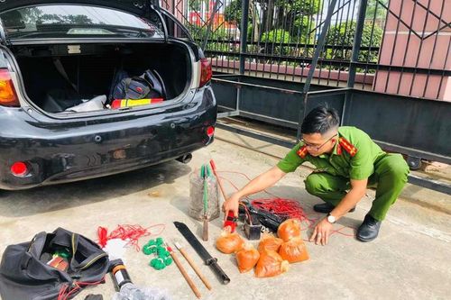 Nhóm đối tượng trộm chó dùng súng điện bắn lực lượng chức năng khi bị truy đuổi