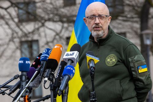 Quốc hội Ukraine thông qua quyết định bãi nhiệm Bộ trưởng Quốc phòng