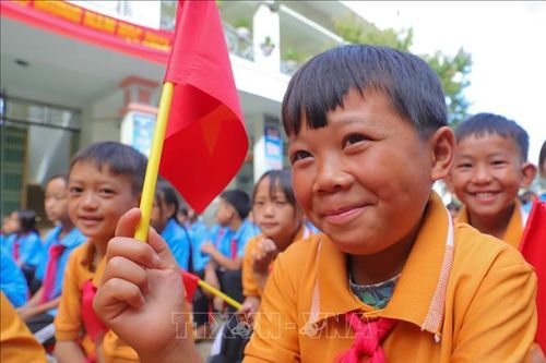 Học sinh vùng cao huyện Mèo Vạc (Hà Giang) hân hoan dự lễ khai giảng năm học mới 2023 - 2024