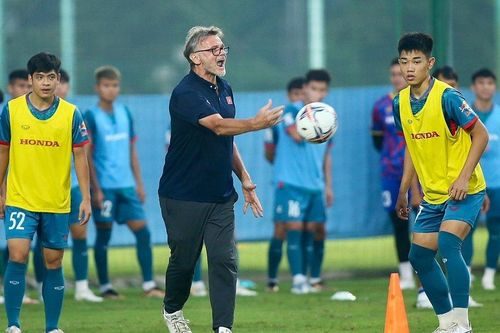 HLV Troussier loại Huỳnh Công Đến, Andrej Nguyễn An Khánh trước vòng loại U23 châu Á 2024