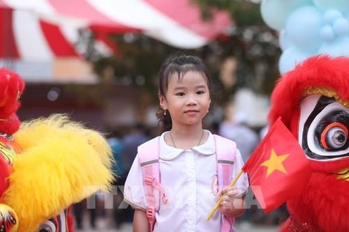Hơn 22 triệu học sinh cả nước háo hức đến trường dự Lễ khai giảng năm học mới