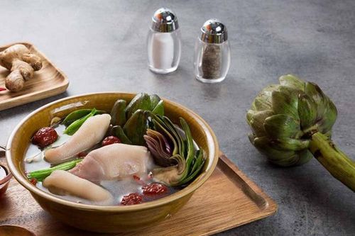 Công diễn xác lập kỷ lục '100 món ngon từ cây Atiso Đà Lạt'