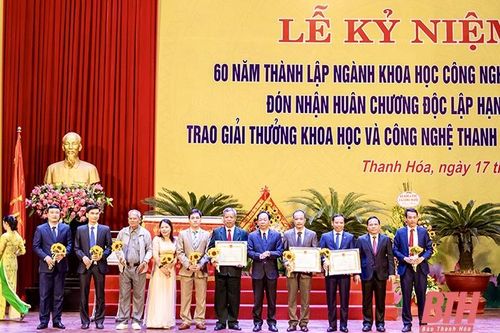 Khơi dậy phong trào nghiên cứu khoa học và phát triển công nghệ
