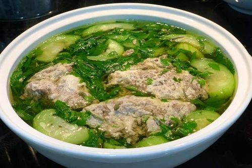 Canh rau tập tàng
