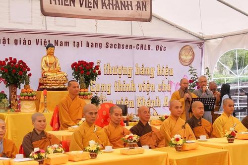Lễ Vu lan, thượng bảng hiệu thiền viện Khánh An tại CHLB Đức