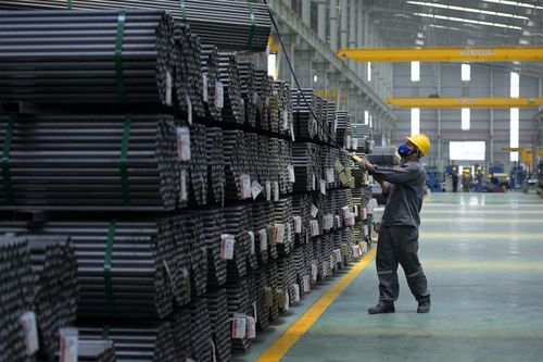 Việt Nam xuất, nhập khẩu gần 15 triệu tấn sắt thép trong 8 tháng