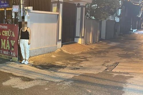 Hà Nội: Trên đường đi thể dục, một phụ nữ bị cướp giật dây chuyền vàng