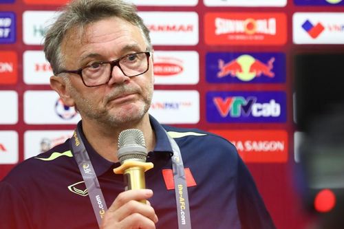 HLV Philippe Troussier: 'Có thể chỉ trích U23 Việt Nam vì ghi nhiều bàn'