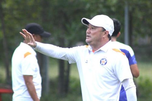 HLV Trương Việt Hoàng: Quyết tâm đưa SHB Đà Nẵng trở lại sân chơi V. League