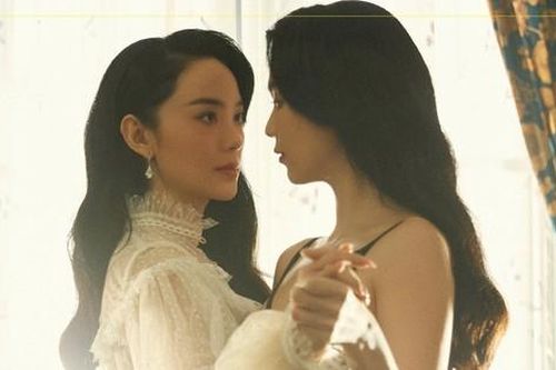 Dàn 'sao' nữ đình đám 'đối đầu' nhau khốc liệt, netizen 'đau đầu' khó phân thắng bại