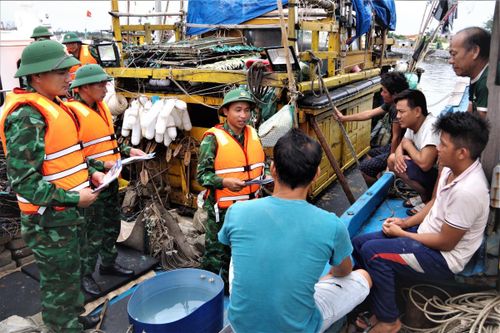 Nâng cao năng lực, làm chủ phương tiện, sẵn sàng ứng phó với thiên tai, bão lũ